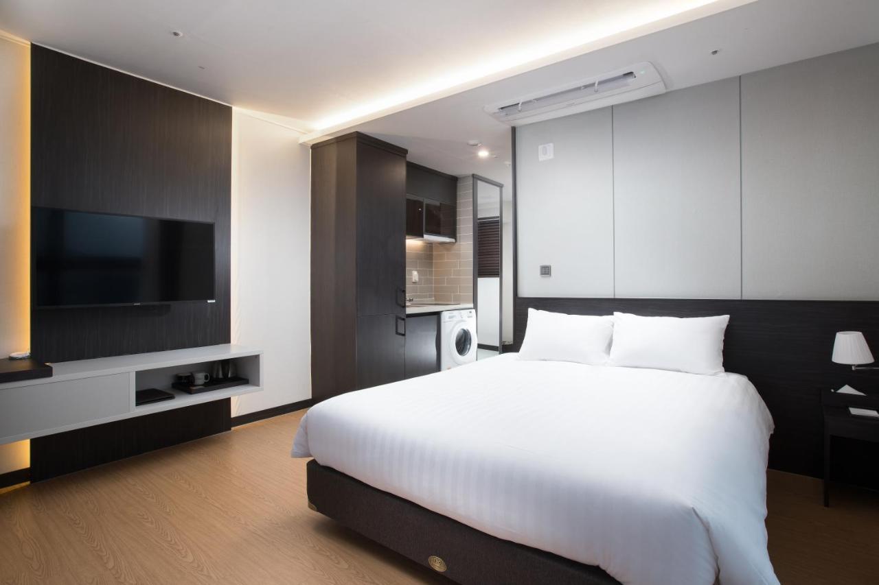 Utop Marina Hotel&Resort Yeosu Esterno foto