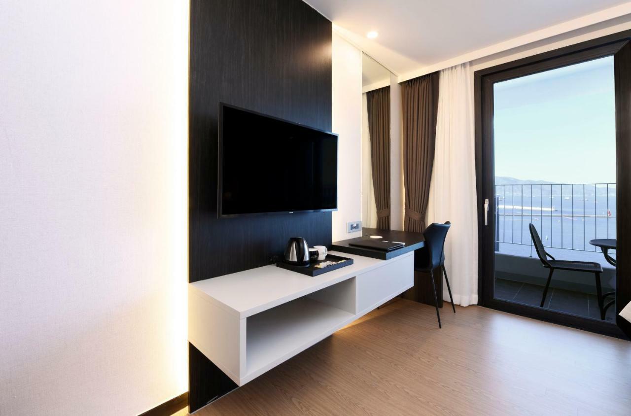 Utop Marina Hotel&Resort Yeosu Esterno foto